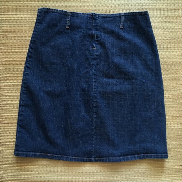 Vintage Denim Skirt - size 16 - Picture 2 of 6